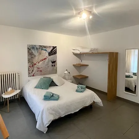 Apartment With Free Covered Parking - City Center Gand Extérieur photo