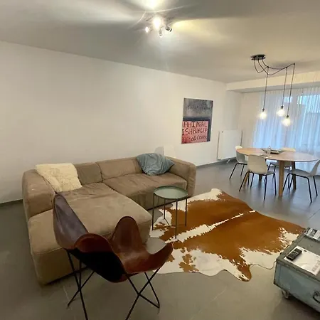 Apartment With Free Covered Parking - City Center Gand Extérieur photo